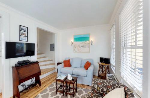 Seaside House | Angel in the Dunes