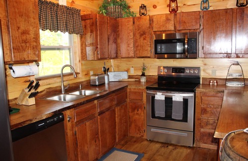 Beattyville House | Angel's Retreat: NEW Cabin close to Red River Gorge Area