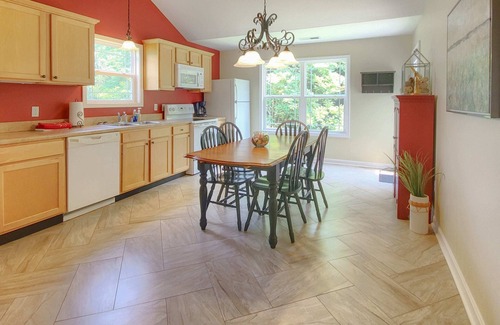 Taylorsville House | Angels Envy 29 - A relaxing place by the lake!