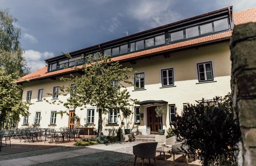 Altenmarkt an der Alz Hotel | Angermühle Landgasthof