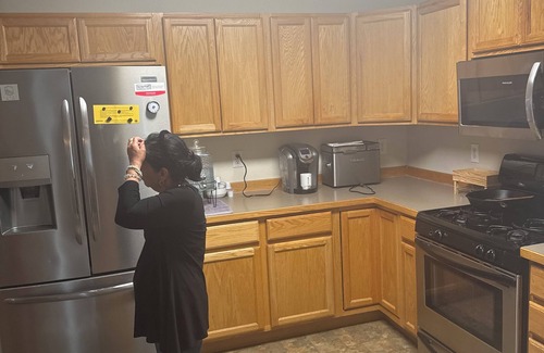 Eagle River House | Angkla suits 4-bedroom house located in E.G with WiFi, washer, dryer and garage