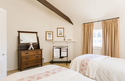 Allendale North Bed & Breakfast | Anlaby Station