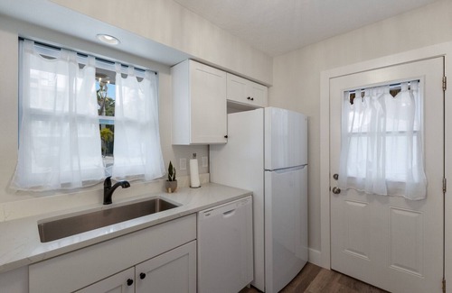 Anna Maria Villa | ANNA MARIA Northshore & Pine Ave LOCATION! Northshore Beach Villa