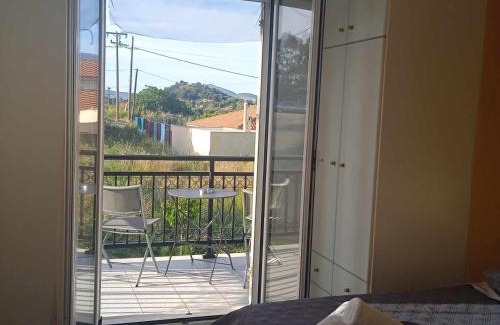 Lixouri Apartment | Anna's Apartment 4 - Sea View stay for 3 in Lixouri