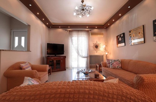 Neromilos House | Anna's House