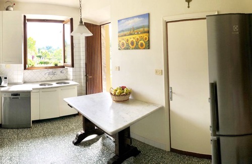 Pietrasanta House | Anna's House, in Forte dei Marmi.