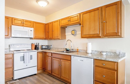 Emerald Isle House | Anniversary Waltz West, Oceanfront Duplex in Emerald Isle, NC!