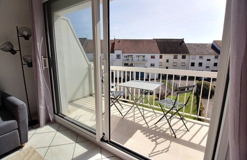Hardelot-Plage Apartment | Annonce Professionnelle. T2 Cabine Avec Balcon, 4 Personnes au Coeur de la Ville et à Deux Pas.