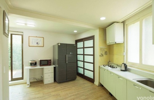 Anseong House | Anseong Songjiwon Pension