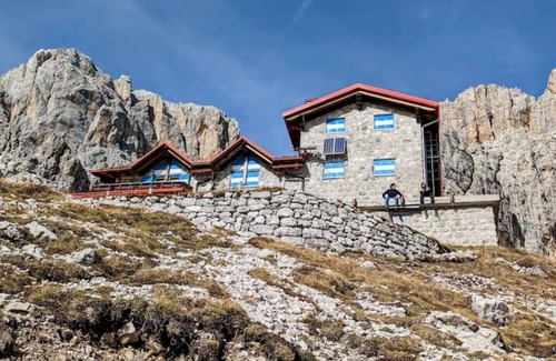 San Lorenzo in Banale Apartment | Antica bottega ristrutturata alle pendici del Brenta