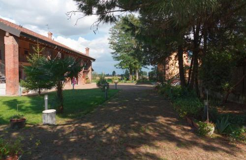 Borghetto Lodigiano Bed & Breakfast | Antica Cascina B&B