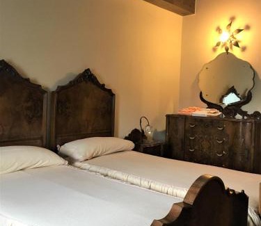 Loiano Apartment | Antico Borgo dell'Anconella - grande appartamento rustico