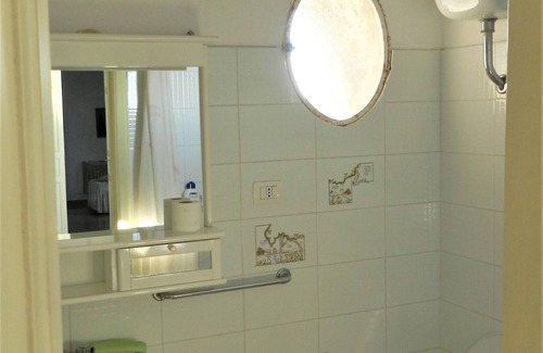 Gerace House | Antique palazzo with an original atmosphere, sea view