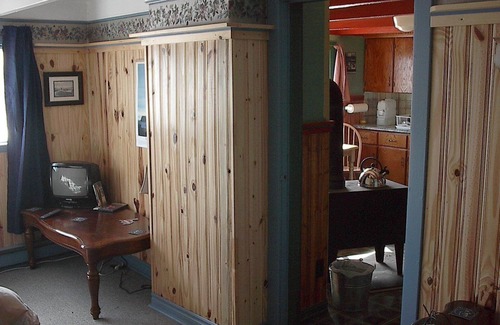 Elliston House | Antique Salt Box Traditional Newfoundland House