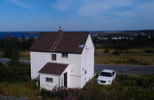 Elliston House | Antique Salt Box Traditional Newfoundland House