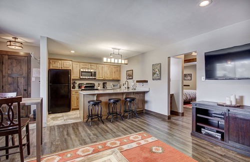 Historic District Condo | Antlers on Main Street, Steps away from Downtown and Slopes!
