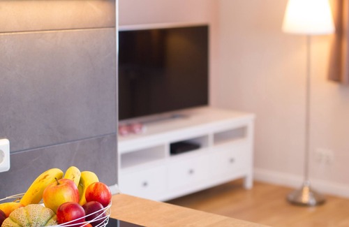 Uerzig Apartment | Ap 1 - Goldwingert-Rental-Private Bathroom-River view