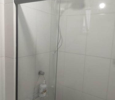 Alexandra Apartment | Ap Studio Amplo e Arejado, com Internet rápida, Fácil acesso ao centro e Porto de Paranaguá