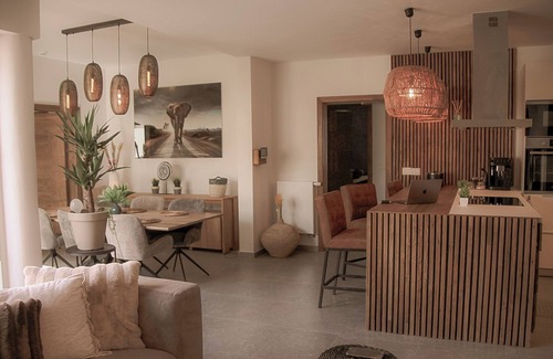 Ransart Apartment | AP1 – 3-Bedrooms Apartment with Terrace near Charleroi Airport