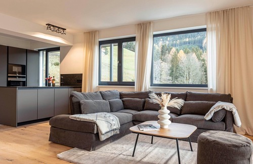 Sankt Martin am Tennengebirge Apartment | Apartment with infinity pool