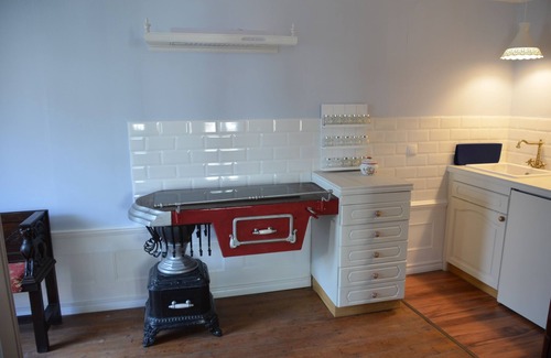 Kirchheim an der Weinstrasse House | Apartment "cornucopia" lovingly furnished in a quiet location