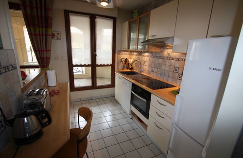 Maisons-Laffitte Apartment | Apart. 67 m2, air-conditioned, certified 4-star, standing residence/town center.