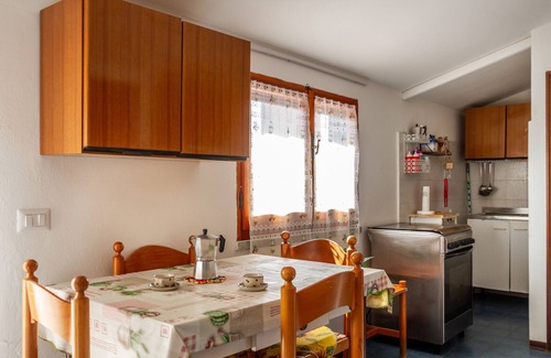 Le Rocchette Apartment | Apartment 'Casa Bel Mare' with Private Terrace and Air Conditioning