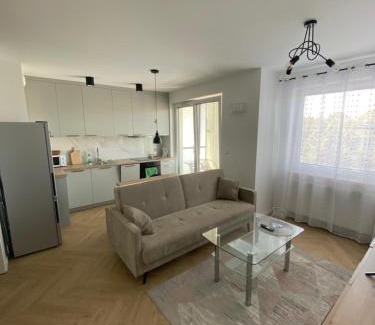 Pulawy Apartment | Apartament Czartoryskich House z miejscem postojowym w garażu podziemnym