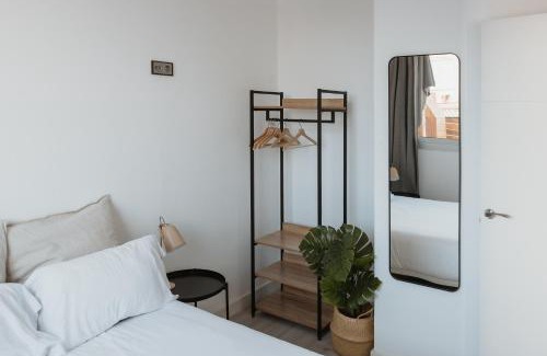 Collblanc y La Torrassa Apartment | Apartamentos Espai Progres by Be Barcelona