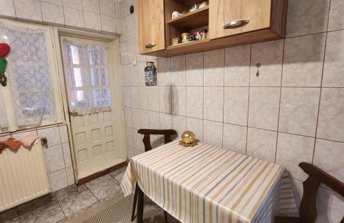 Pitesti Apartment | Apartament liniștit La Pădure