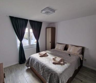 Tirgu Ocna Apartment | Apartament LUKA