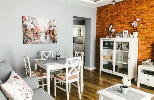 Wola Duchacka Apartment | Apartament LUSCINIA z 2 sypialniami
