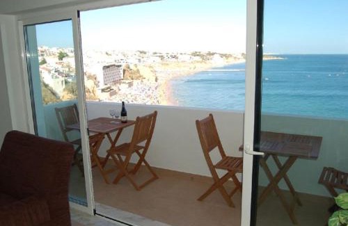 Peneco Beach Apartment | Apartamento a 10 metros da praia de Albufeira
