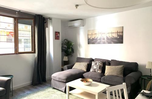 Barrio del Carmen Apartment | Apartamento Alta