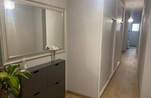 Pontedeume Apartment | Apartamento céntrico a 1km de la playa.