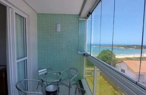 Centro Apartment | Apartamento com vista para o mar na Enseada Azul