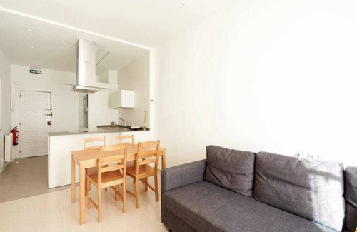 Old Town Apartment | Apartamento con Terraza en el Casco Antiguo de Pamplona - Ayla San Fermín