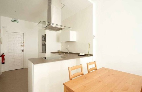 Old Town Apartment | Apartamento con Terraza en el Casco Antiguo de Pamplona - Ayla San Fermín