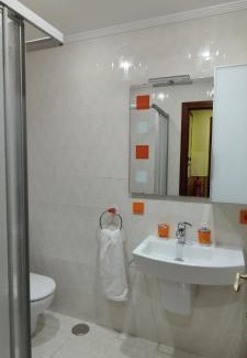 Saron Apartment | Apartamento El Ferial