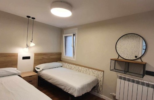 Zaragoza Old Town Apartment | Apartamento EL PILAR Céntrico, ascensor, cocina,