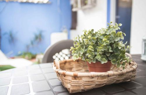 Old Town Apartment | Apartamento en el corazón de Tarragona. Planta baja con patio.