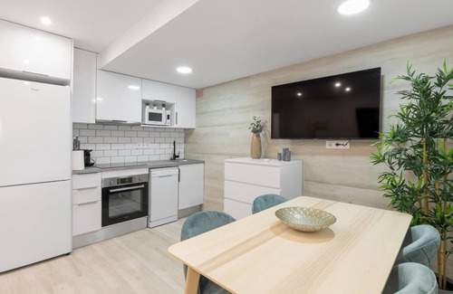 Castelldefels Apartment | Apartamento en playa con piscina + AACC