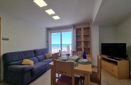 Mareny Barraquetes Apartment | Apartamento en primera línea, Les Palmeretes
