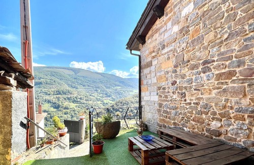 Jomezana De Abajo Apartment | Apartamento LL con encanto,Wifi y chimenea,Asturia