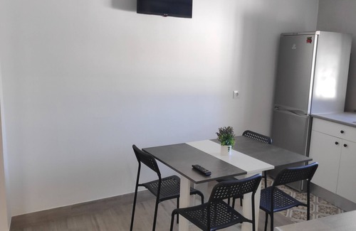 Casar de Caceres Apartment | Apartamento muy Amplio, Nuevo, Luminoso y Acogedor. Ideal Para Familias