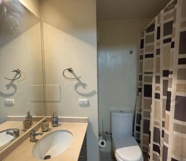 Las Rejas Apartment | Apartamento Moderno y Comodo Cerca Del Metro