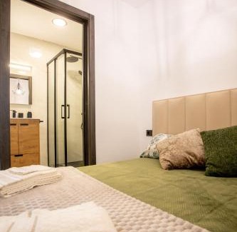 Montijo Apartment | Apartamento Suite Puerta del Sol II