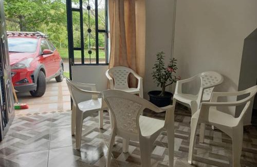 Honda Apartment | Apartamento Turistico con Parking, Aire Acondicionado y Wifi