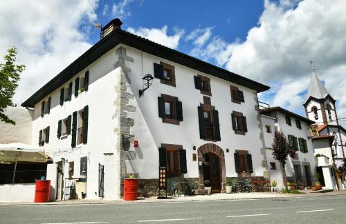 Valcarlos Apartment | Apartamentos De Montaña Mendiola - Casa Ferran-Casa Karrikaburu