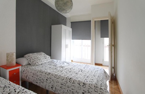 Cuatro Caminos Apartment | Apartamentos Goyescas Deco